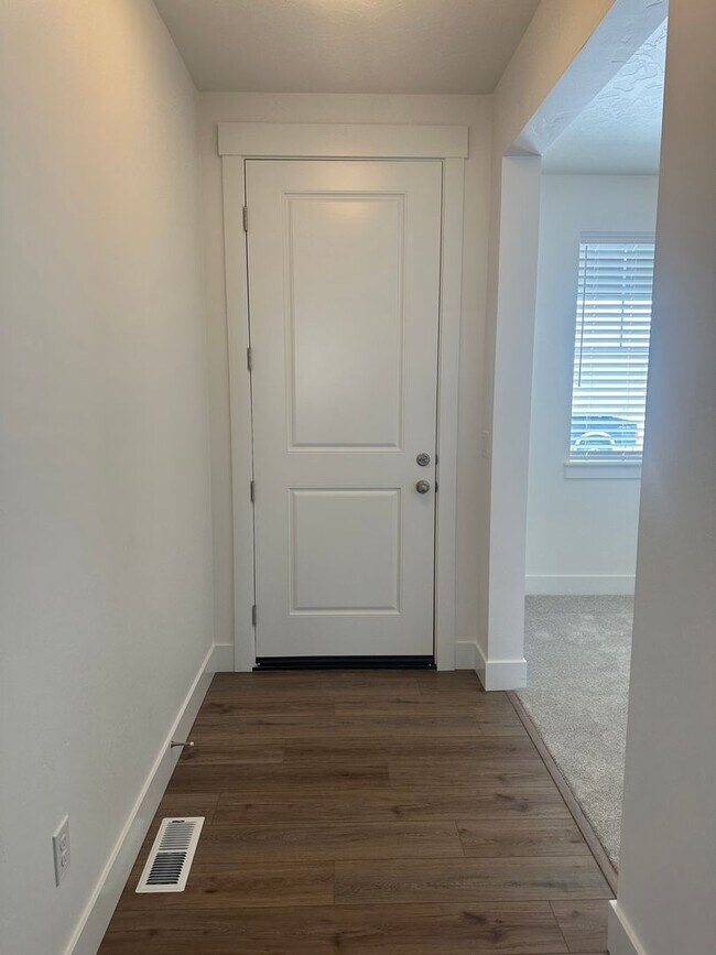 Foto del edificio - 3bed, 2bath, + office/flex 1630sq.ft. home in Star  - Aliso Creek Sub