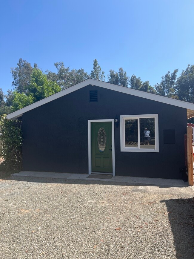 Building Photo - 2249 N Nutmeg St