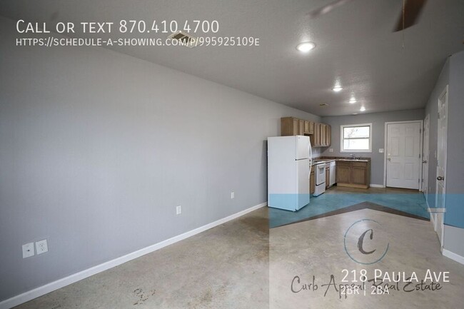 Building Photo - 2-bedroom, 2 bath apartment recently built...