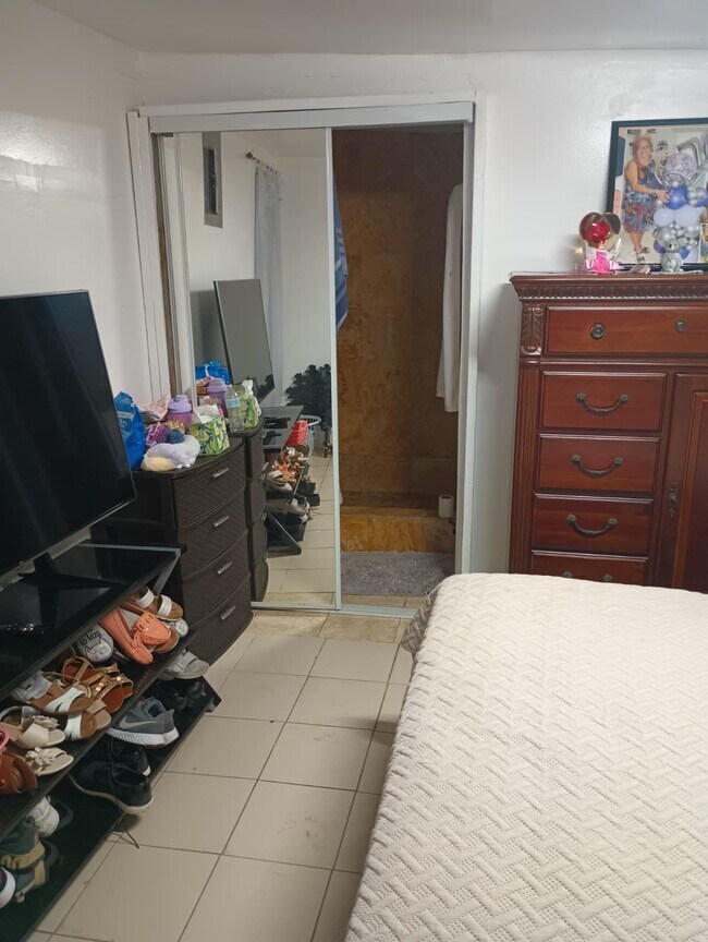 Foto del edificio - 2905 E 8th Ave