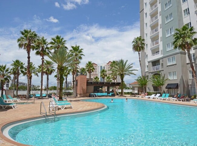 Building Photo - 7389 Universal Blvd