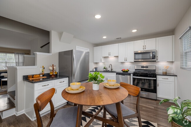 Interior Photo - Avonlea Westside