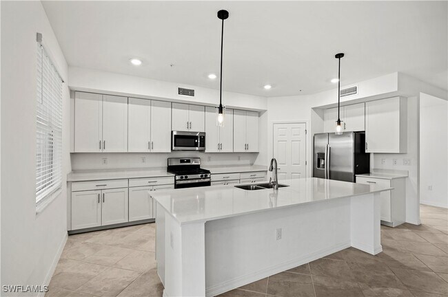 Building Photo - 43322 Water Bird Wy