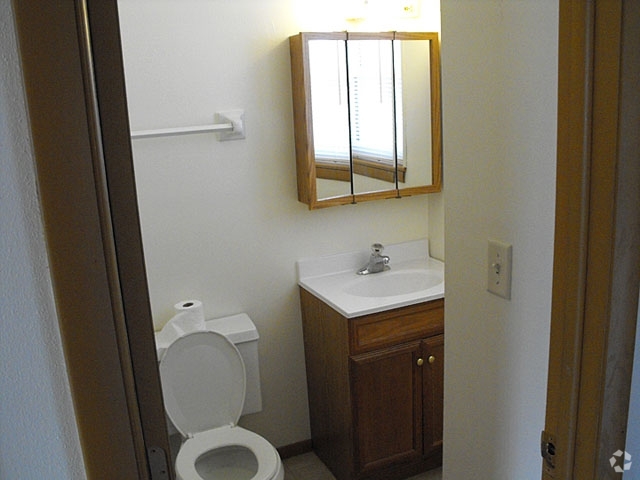 Baño - Hartford Highlands Apartments