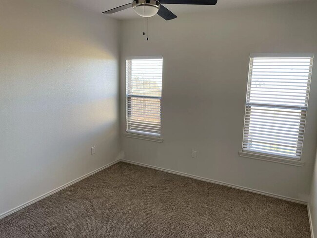 Foto del edificio - Recently Built 2/2/2 Townhome!