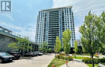 Building Photo - 185 Bonis Ave