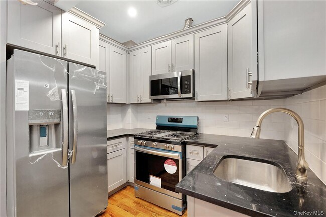 Foto del edificio - 197 E 55th St
