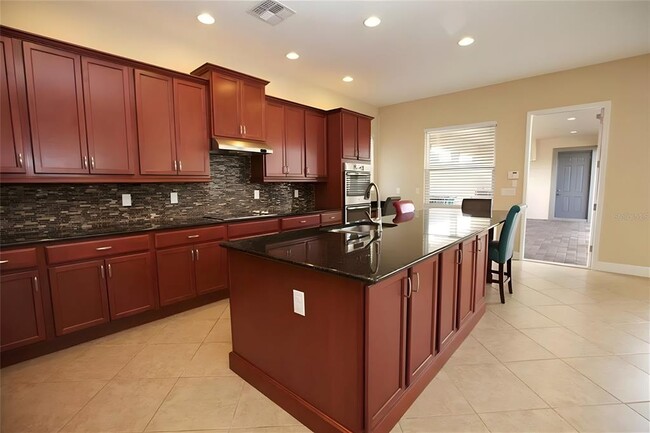 Building Photo - 14029 McFadden Ln
