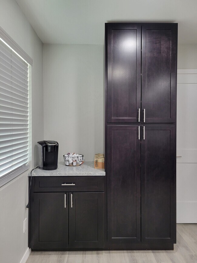 Building Photo - 3208 Futura Dr