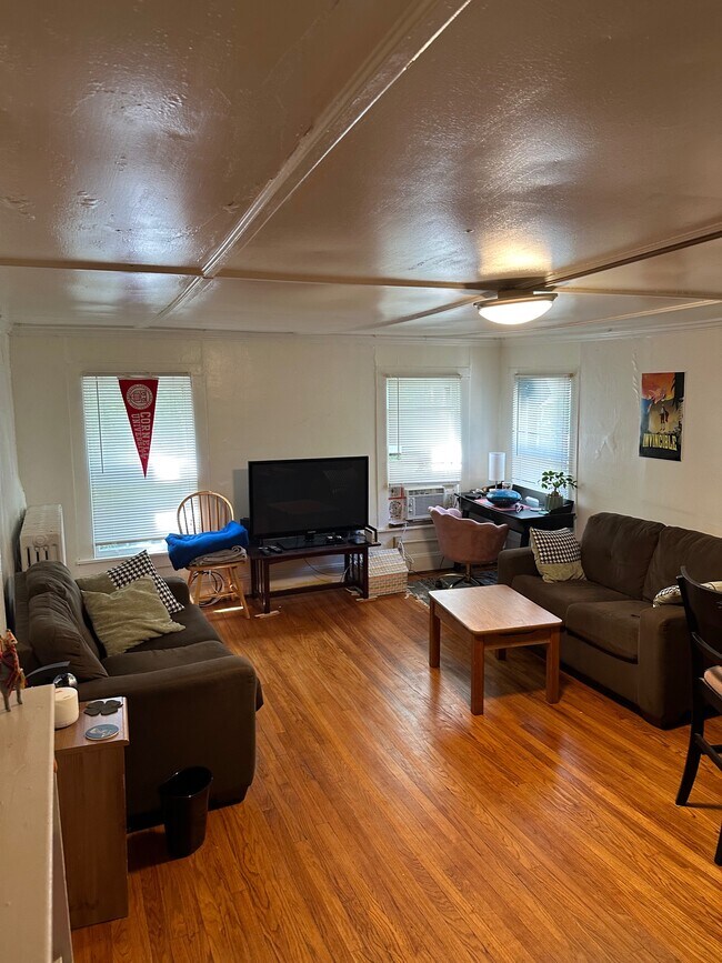 Foto del edificio - 509 E Buffalo St