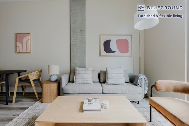 Building Photo - 185 Channel St