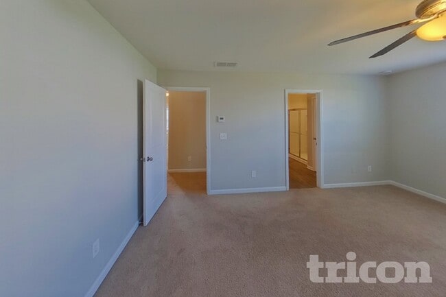 Building Photo - 1044 Hudson Ct