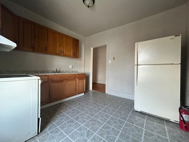 Building Photo - 312 N 14th St