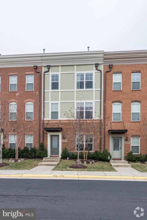 Building Photo - 22501 Verde Gate Terrace