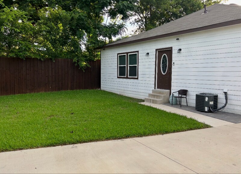 Foto principal - 4813 Owenwood Ave