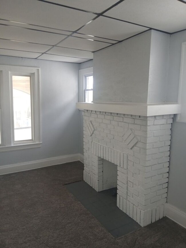 Foto del edificio - 3215 E 117th St