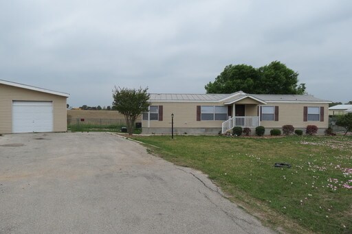 Primary Photo - 330 Engel Rd