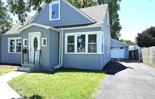Primary Photo - 333 E Village Dr