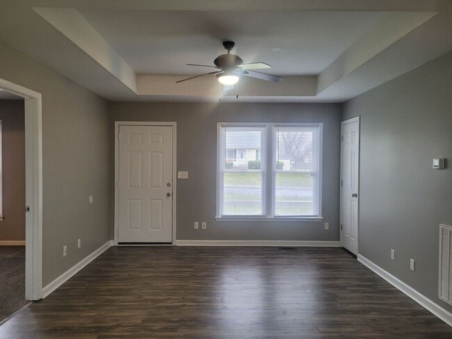 Building Photo - 815 Princeton Cir