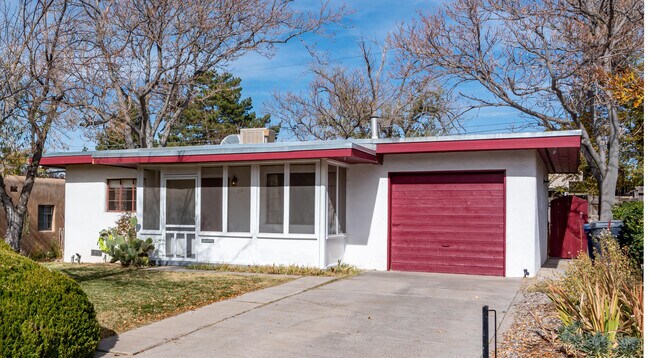 Building Photo - 2925 Hyder Ave SE