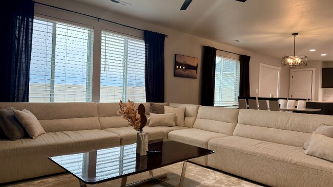 Building Photo - 3926 W Tribute St