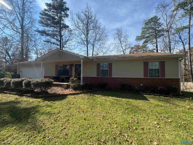 Building Photo - 117 Water Oak Ct