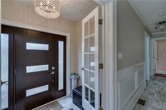 Foto del edificio - 22036 Riverbend Dr W