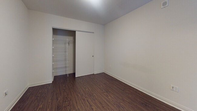 Interior Photo - Eleven55 Ripley