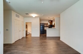 Building Photo - Mesa West