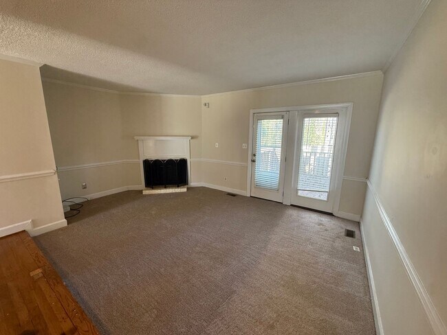 Foto del edificio - 3405 Gina Ct NW