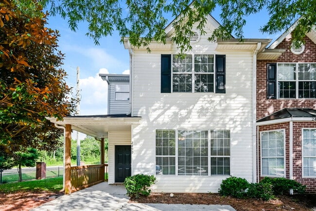 Building Photo - 2499 Brianna Dr