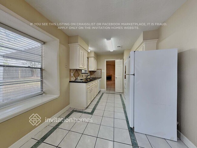 Foto del edificio - 9922 Appleridge Dr