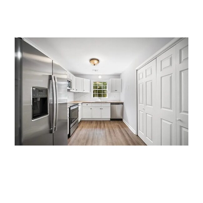 Foto del edificio - 558 Manning Rd SW