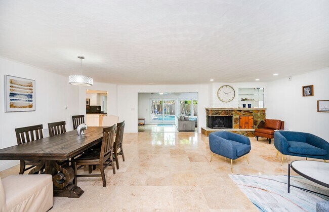 Foto del edificio - 1031 Redbird Ave