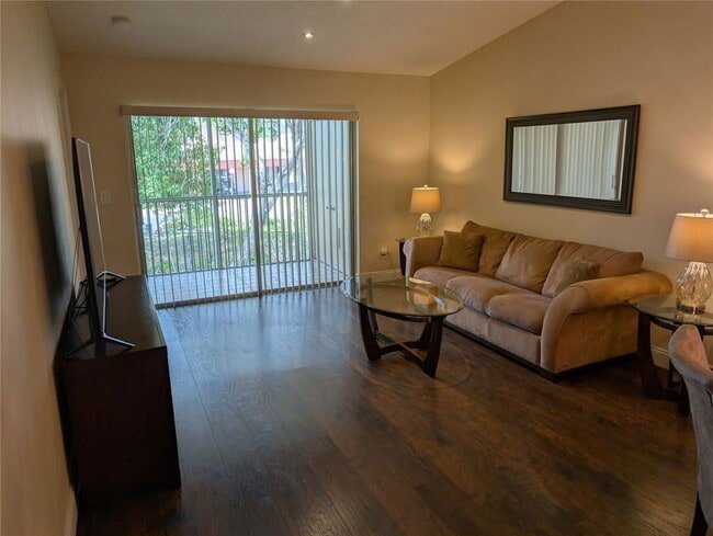 Building Photo - 3081 Holiday Springs Blvd