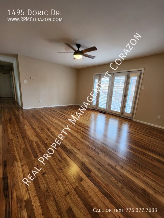 Foto del edificio - Newly updated 3 bed 2 bath 2 car NW Reno c...