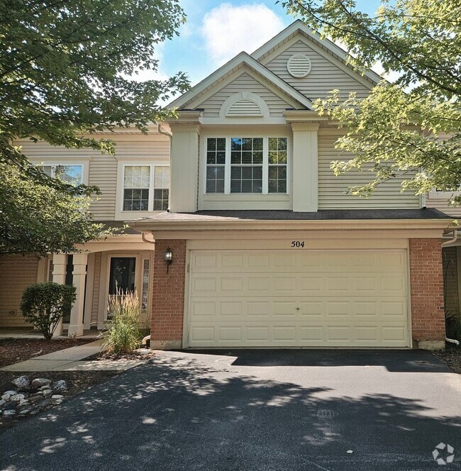 Building Photo - 504 Lancaster Dr
