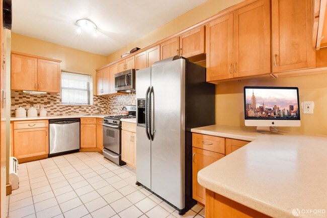 Building Photo - 124 West 111th Street