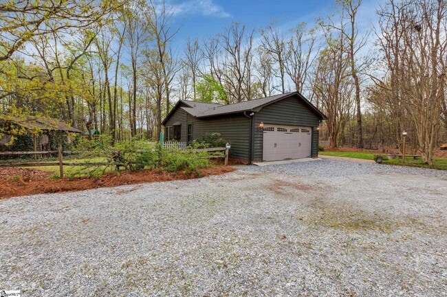 Building Photo - 4841 Jordan Rd