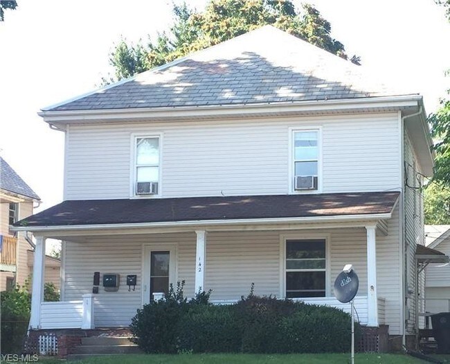 142 King St Unit 1, Wadsworth, OH 44281 Room for Rent in Wadsworth, OH