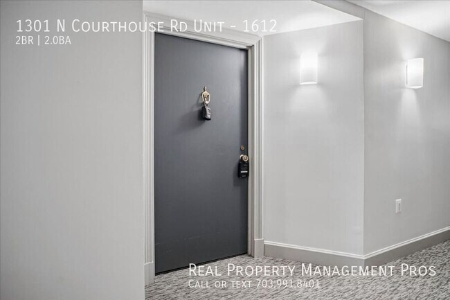 Foto del edificio - 1301 N Courthouse Rd