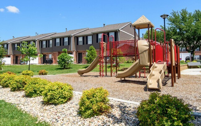 Foto del edificio - The Bluffs at Cherry Hills Townhomes