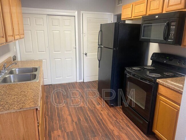 Foto del edificio - 2704 68th St