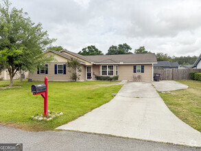Building Photo - 702 Westgate Cir