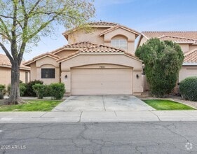 Building Photo - 7931 W Shaw Butte Dr