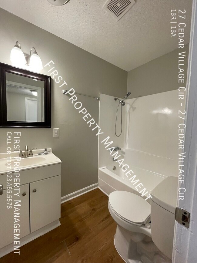 Building Photo - 27 Cedar Village Cir