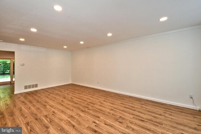 Foto del edificio - 82 Greenridge Cir