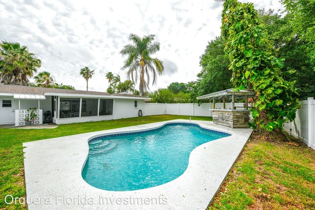 Foto del edificio - 6718 S Lockwood Ridge Rd