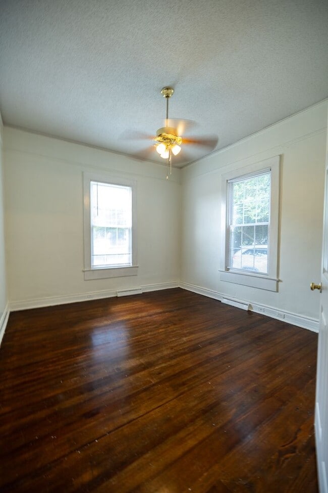 Building Photo - 1112 Olympia Ave