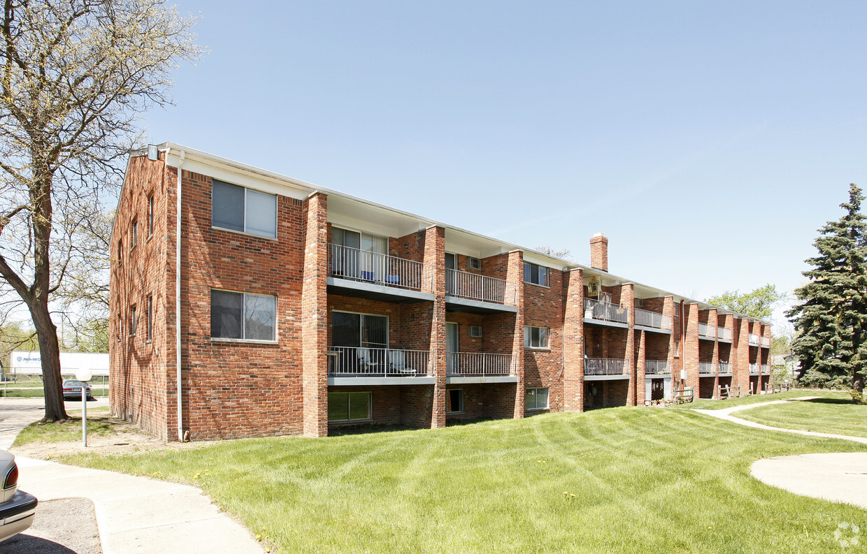 Foto principal - Willowbrook Apartments